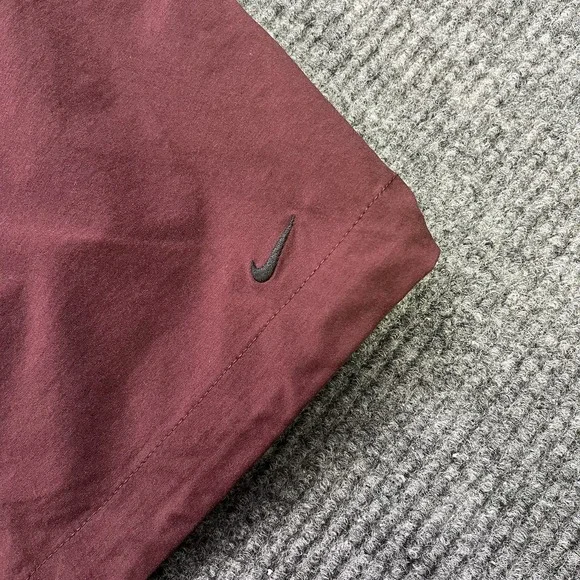 Nike Tech Woven Windbreaker Hooded Jacket Burgundy HM7151 Men's Small NWT $145 - Picture 4 of 6